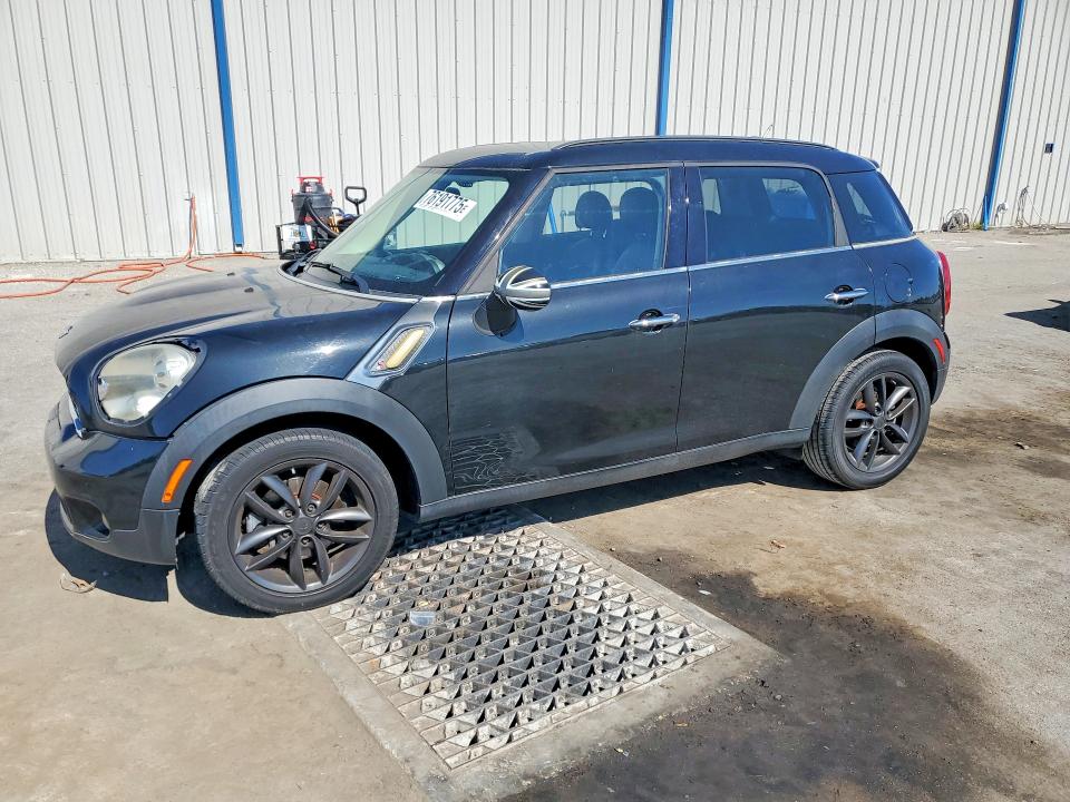 MINI COOPER 2011 with VIN WMWZC3C59BWL78385 - Photo from auction