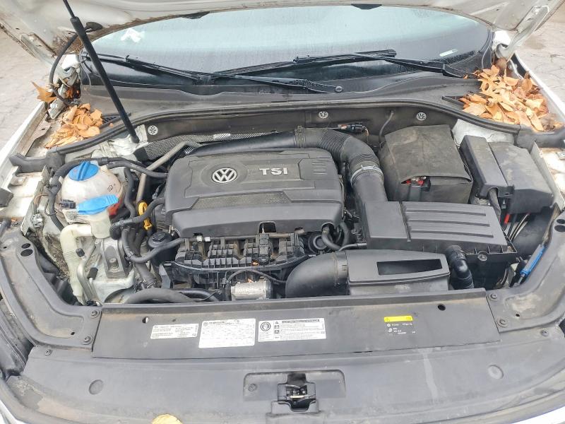 Photo 11 from auction – 2017 VOLKSWAGEN PASSAT SEL with VIN 1VWCT7A3XHC044116
