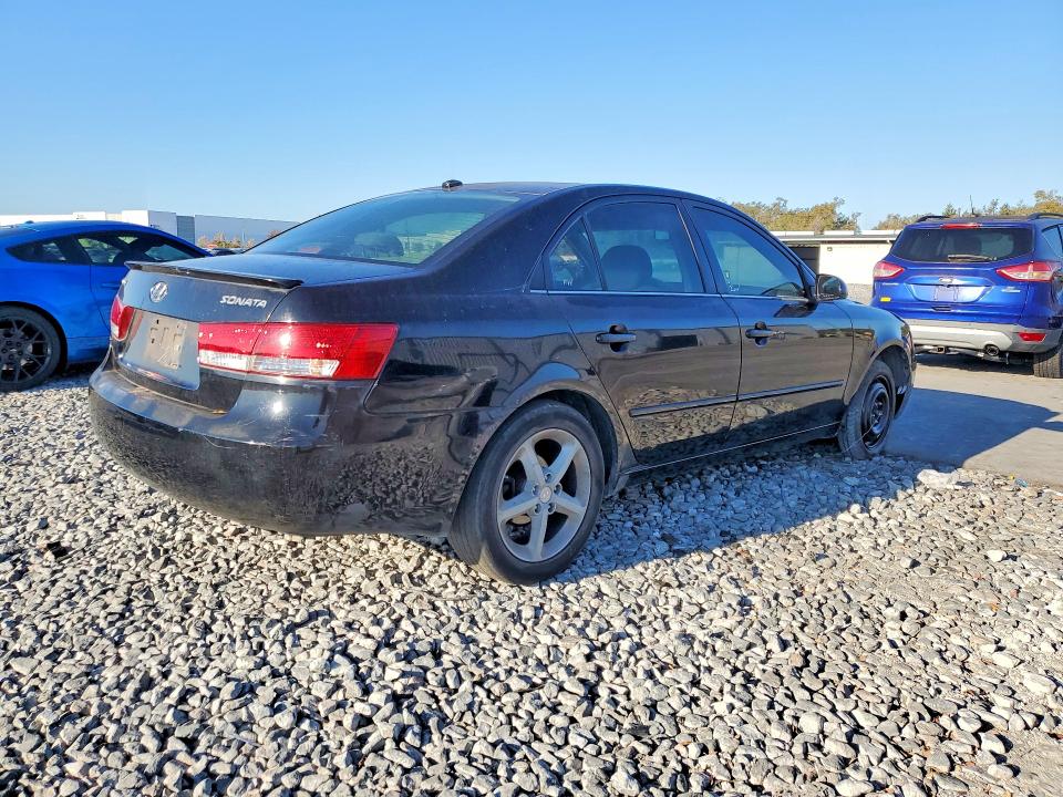 Photo 3 from auction – 2008 HYUNDAI SONATA SE with VIN 5NPEU46C68H357491