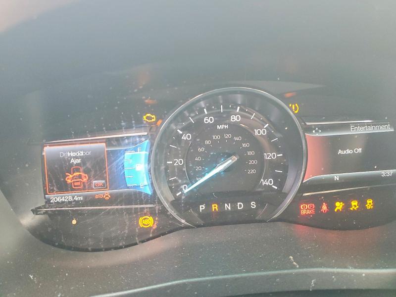Photo 9 from auction – 2016 FORD EXPLORER L with VIN 1FM5K8FH2GGC71540