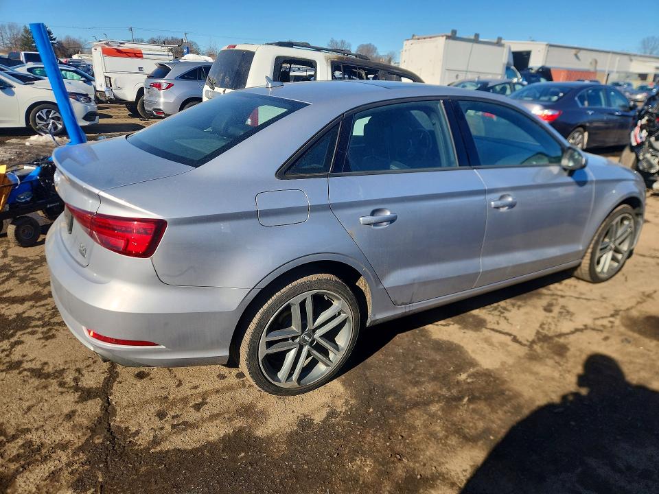 Photo 3 from auction – 2017 AUDI A3 with VIN WAUB8GFF6H1022674