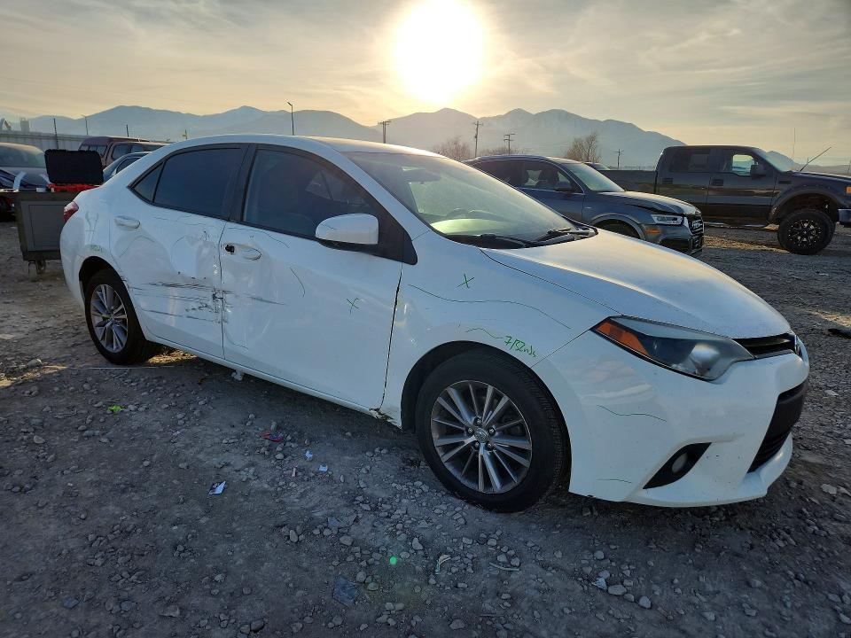 Photo 4 from auction – 2014 TOYOTA COROLLA L with VIN 5YFBURHE0EP040383