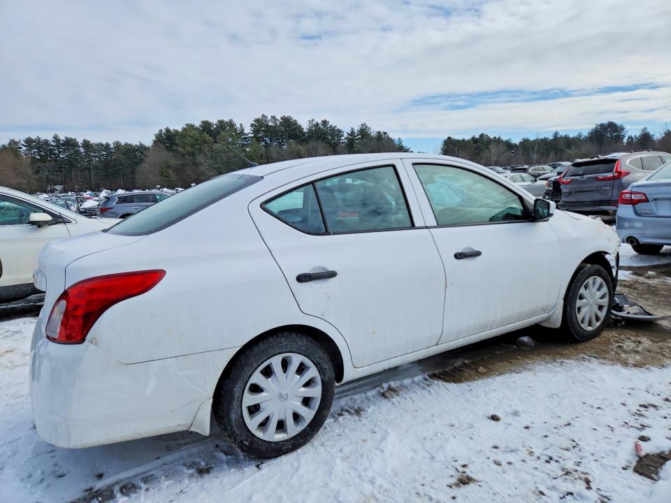 Photo 3 from auction – 2019 NISSAN VERSA with VIN 3N1CN7AP3KL871518