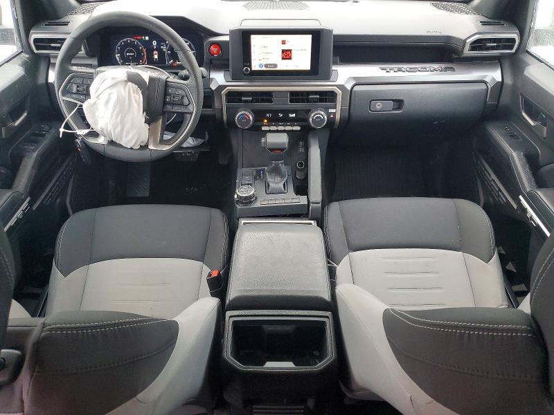 Photo 8 from auction – 2025 TOYOTA TACOMA with VIN 3TMLB5JN2SM120171