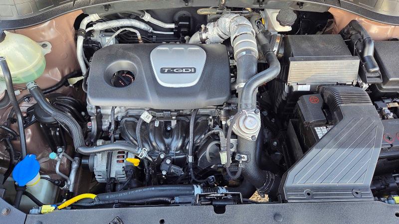 Photo 7 from auction – 2016 HYUNDAI TUCSON with VIN KM8J33A2XGU186920