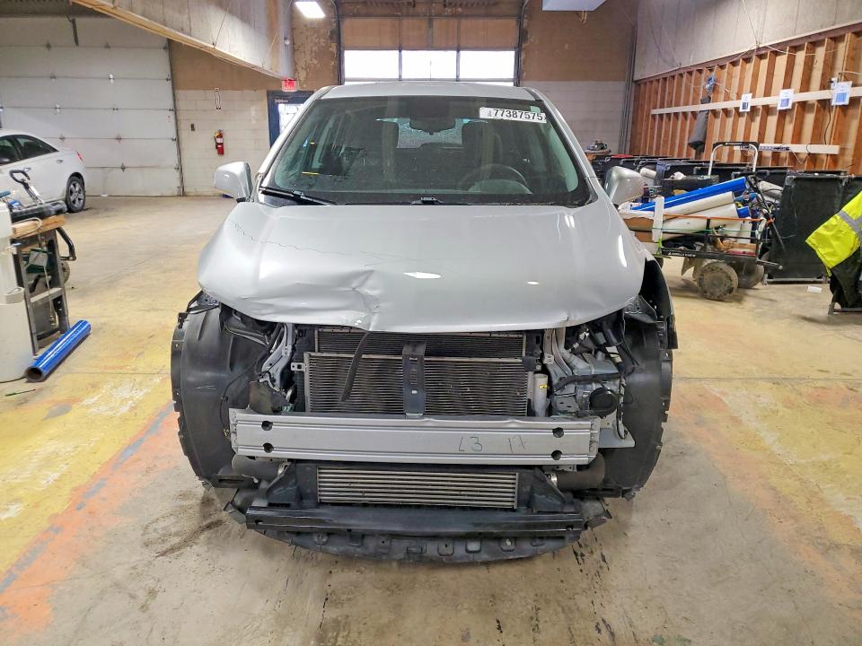 Photo 5 from auction – 2020 CHEVROLET TRAX with VIN 3GNCJKSB0LL333317