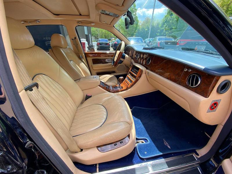 Photo 5 from auction – 2002 BENTLEY ARNAGE with VIN SCBLC31E62CX08029