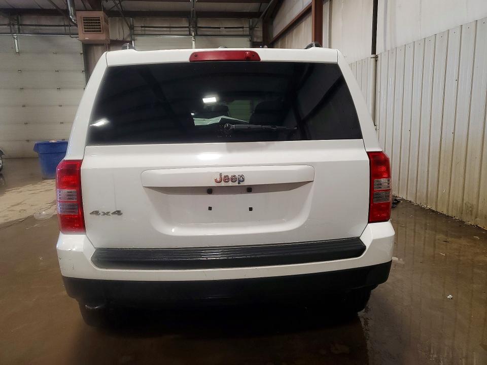 Photo 6 from auction – 2012 JEEP PATRIOT SP with VIN 1C4NJRBB3CD568603