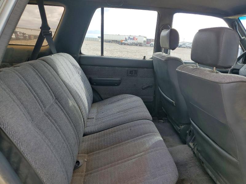 Photo 11 from auction – 1992 TOYOTA 4RUNNER RN with VIN JT3RN37W0N6000075