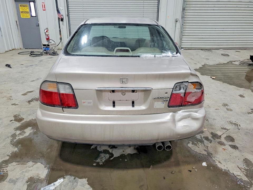 Photo 6 from auction – 1997 HONDA ACCORD with VIN 1HGCE6670VA019768