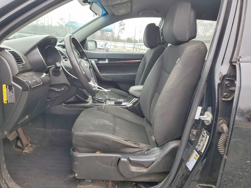 Photo 7 from auction – 2014 KIA SORENTO with VIN 5XYKT3A68EG521683