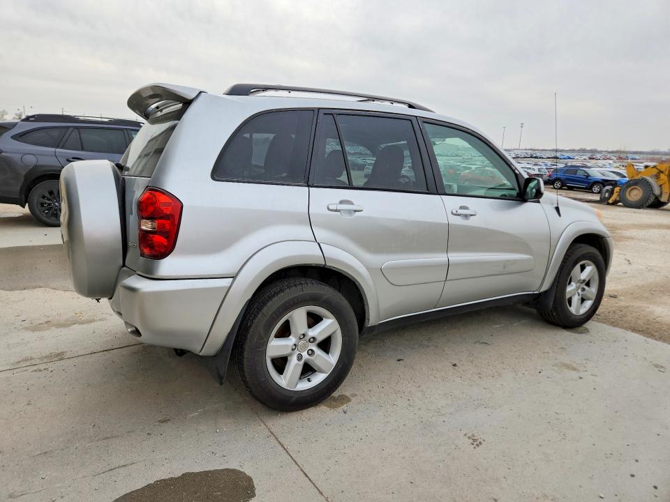 Photo 3 from auction – 2005 TOYOTA RAV4 with VIN JTEHD20V956040172