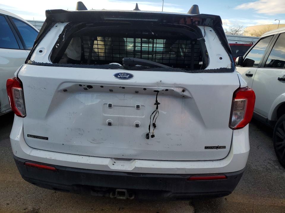 Photo 6 from auction – 2021 FORD EXPLORER with VIN 1FM5K8AB7MGA72904