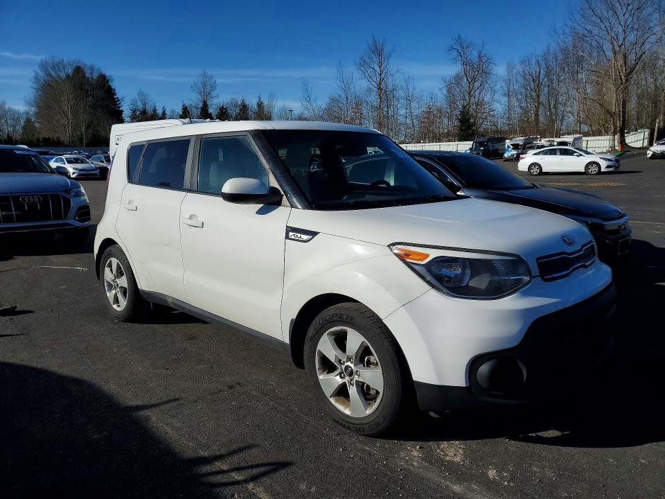 Photo 4 from auction – 2017 KIA SOUL with VIN KNDJN2A24H7887980