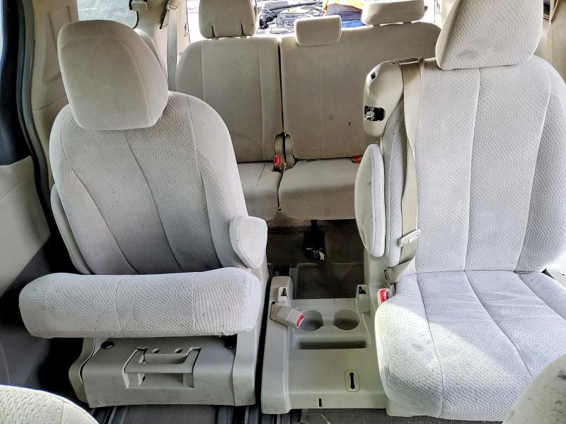 Photo 10 from auction – 2013 TOYOTA SIENNA with VIN 5TDKK3DC9DS386526