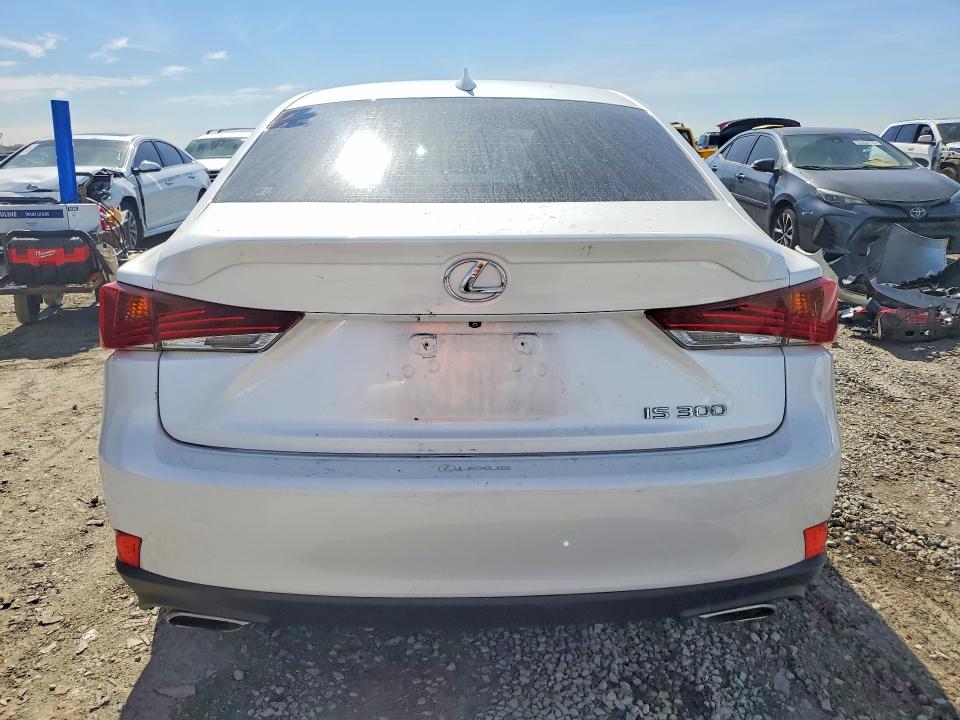 Photo 6 from auction – 2019 LEXUS IS with VIN JTHBA1D26K5096356