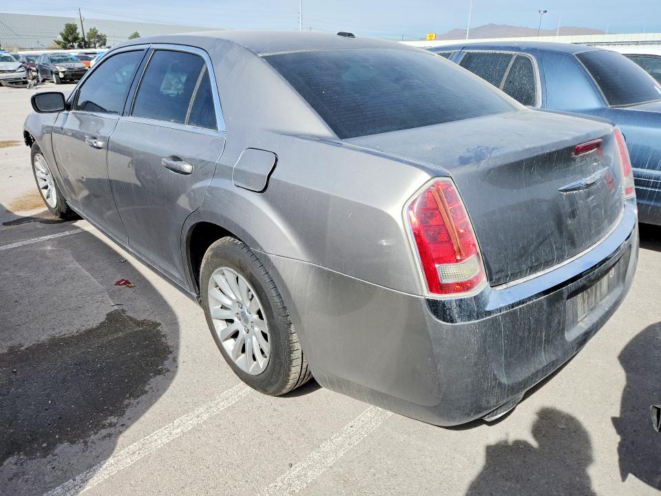 Photo 2 from auction – 2014 CHRYSLER 300 with VIN 2C3CCAAG2EH262941