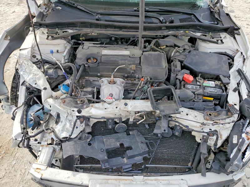 Photo 11 from auction – 2014 HONDA ACCORD with VIN 1HGCR2F71EA060181