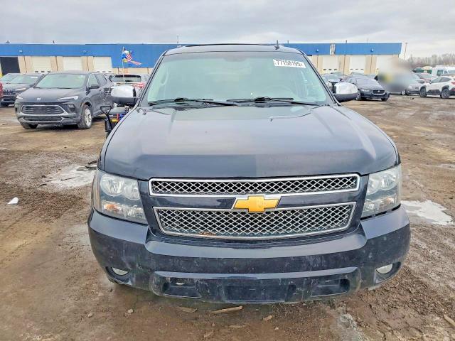 Photo 5 from auction – 2013 CHEVROLET SUBURBAN with VIN 1GNSKKE76DR240246