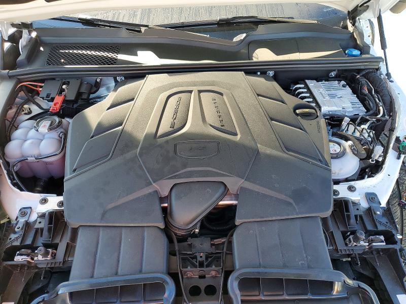 Photo 12 from auction – 2025 PORSCHE CAYENNE E- with VIN WP1AE2AY7SDA17281