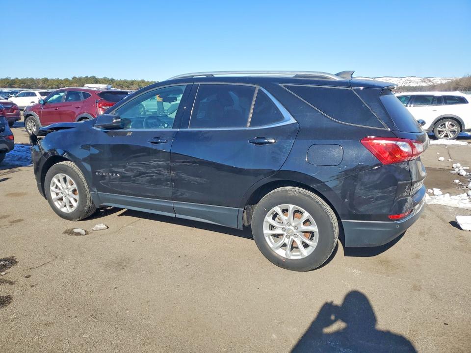 Photo 2 from auction – 2018 CHEVROLET EQUINOX LT with VIN 2GNAXSEV9J6330672