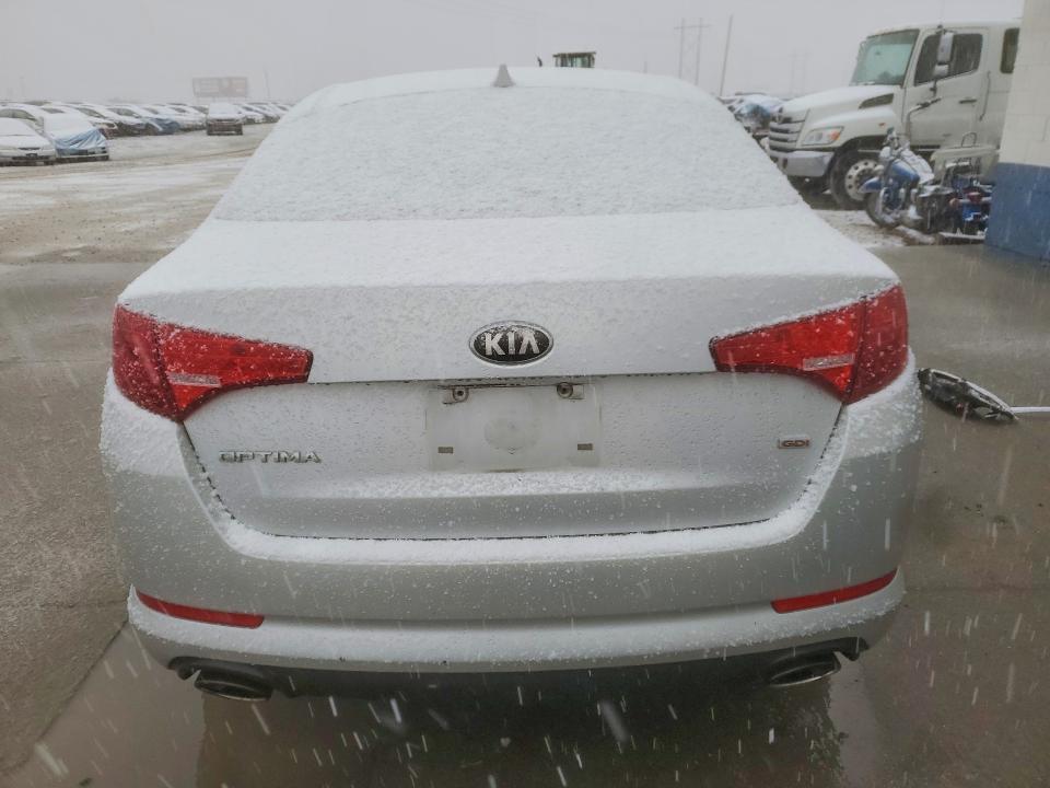 Photo 6 from auction – 2013 KIA OPTIMA with VIN 5XXGM4A70DG098117