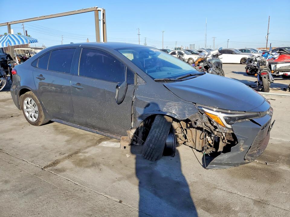 Photo 4 from auction – 2023 TOYOTA COROLLA with VIN JTDBCMFE3P3023629