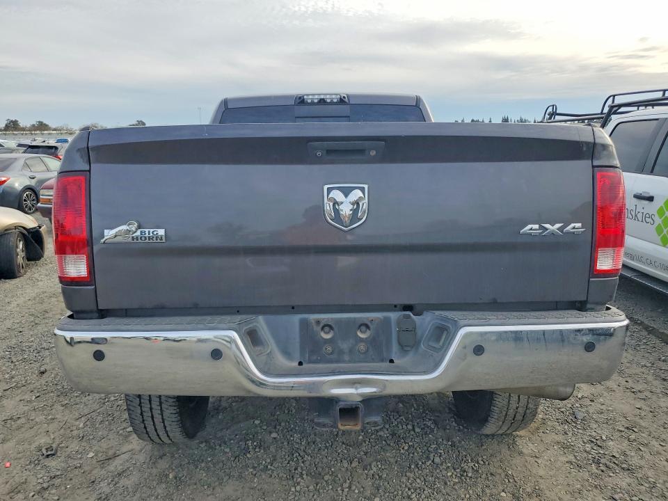 Photo 6 from auction – 2014 RAM 3500 with VIN 3C63R3DLXEG263003