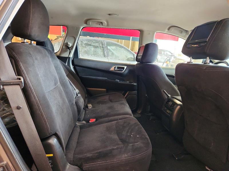 Photo 11 from auction – 2016 NISSAN PATHFINDER with VIN 5N1AR2MM5GC671834