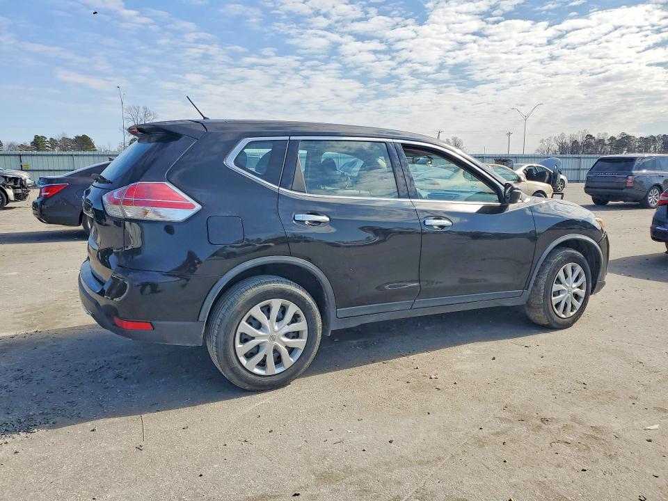 Photo 3 from auction – 2015 NISSAN ROGUE S with VIN KNMAT2MV4FP506766