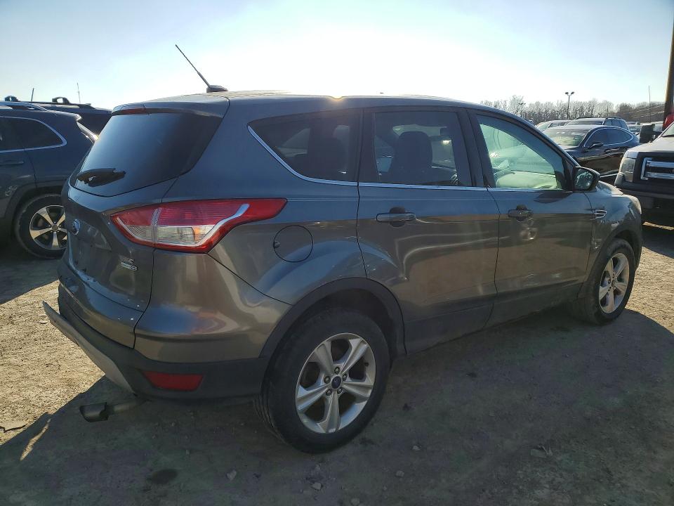 Zdjęcie 3 z aukcji – 2014 FORD ESCAPE z VIN 1FMCU9G94EUD85455