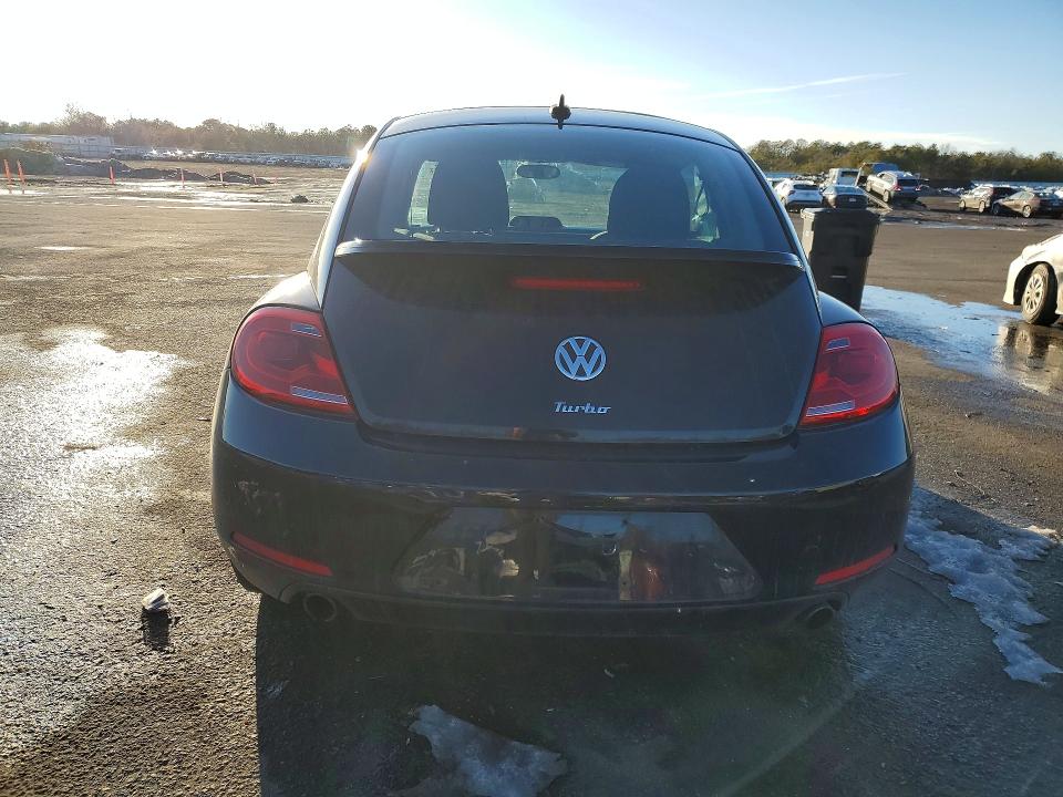 Photo 6 from auction – 2012 VOLKSWAGEN BEETLE with VIN 3VWV67AT1CM663629