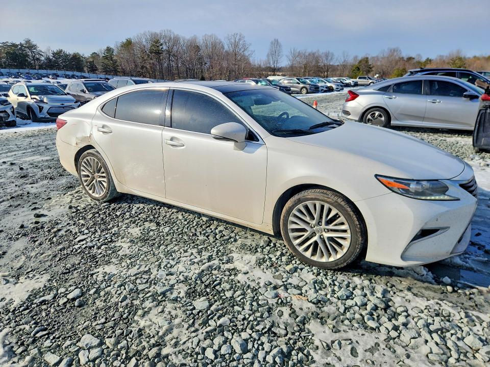 Photo 4 from auction – 2017 LEXUS ES 350 with VIN 58ABK1GG7HU041889