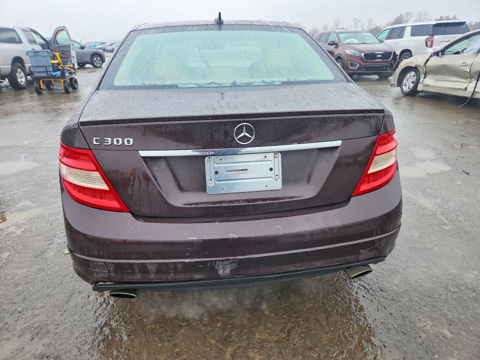 Photo 6 from auction – 2011 MERCEDES-BENZ C with VIN WDDGF5EB4BR157202