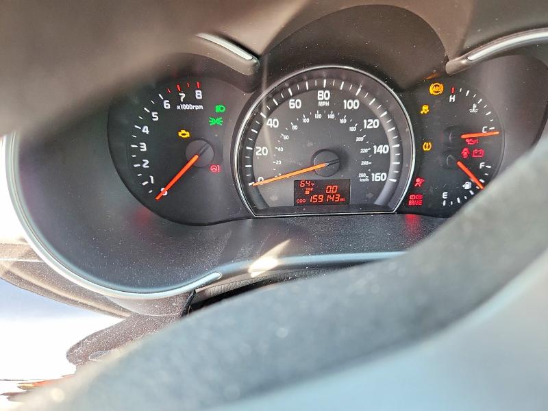 Photo 9 from auction – 2015 KIA SORENTO with VIN 5XYKT4A72FG601044
