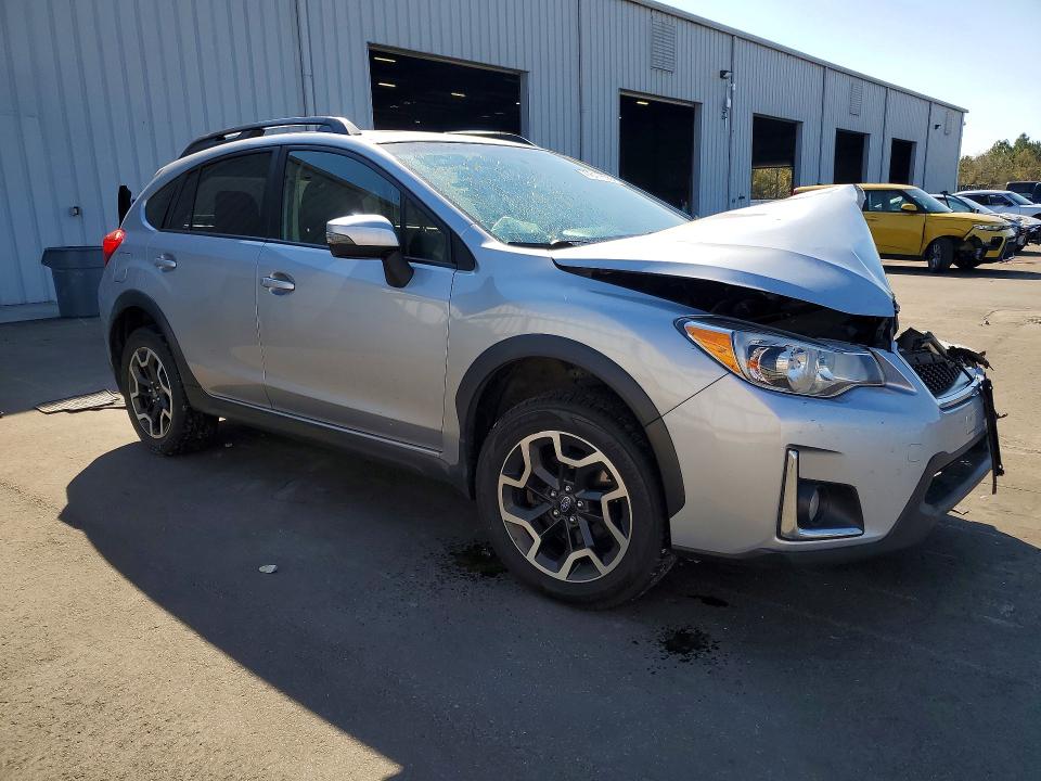 Photo 4 from auction – 2017 SUBARU CROSSTREK with VIN JF2GPALC3H8247310
