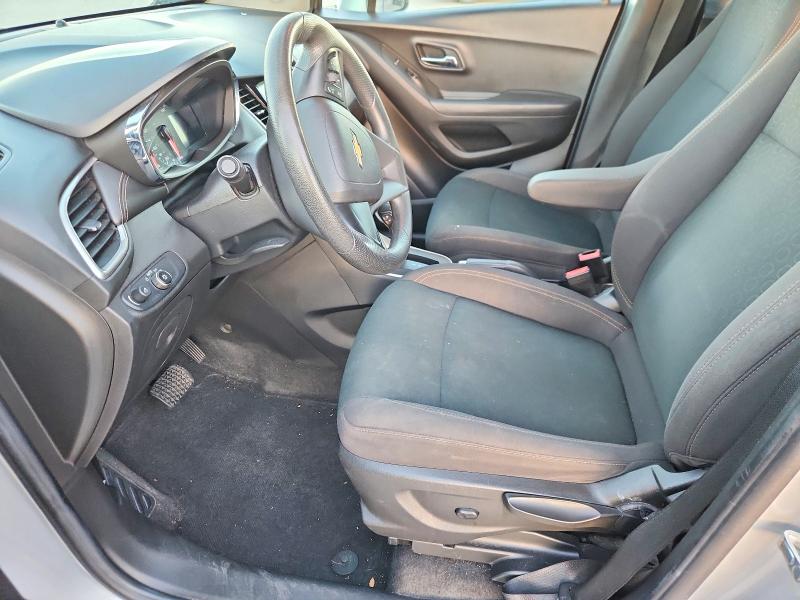 Photo 7 from auction – 2017 CHEVROLET TRAX with VIN KL7CJKSB1HB049886