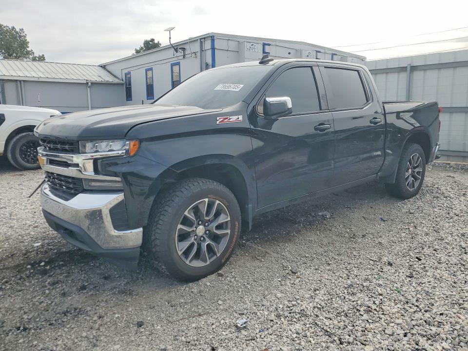 CHEVROLET SILVERADO 2019 with VIN 3GCUYDED5KG164355 - Photo from auction