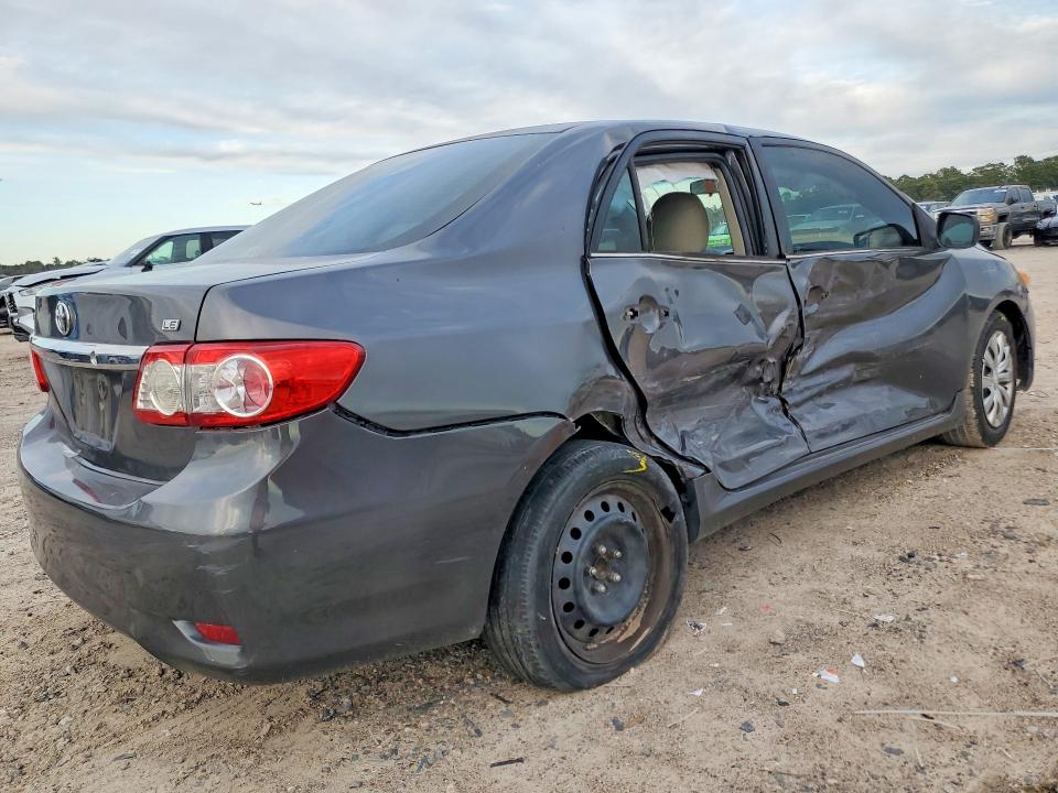 Photo 3 from auction – 2013 TOYOTA COROLLA with VIN 5YFBU4EE8DP204307