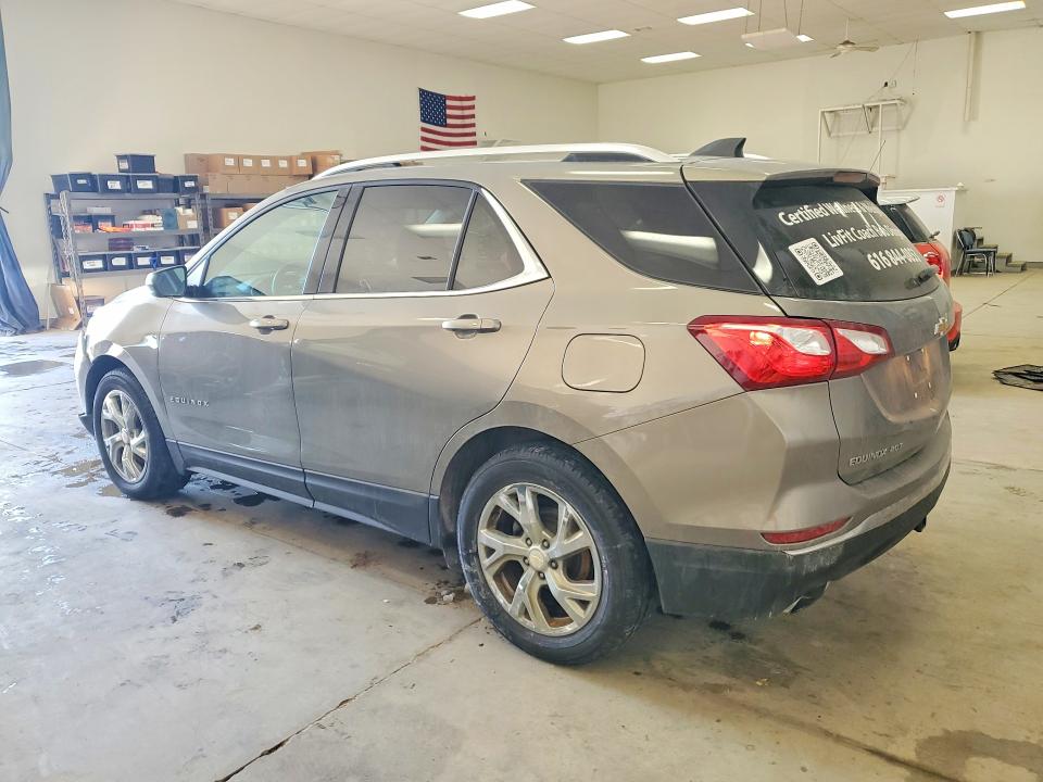 Photo 2 from auction – 2018 CHEVROLET EQUINOX with VIN 3GNAXKEX3JS598314