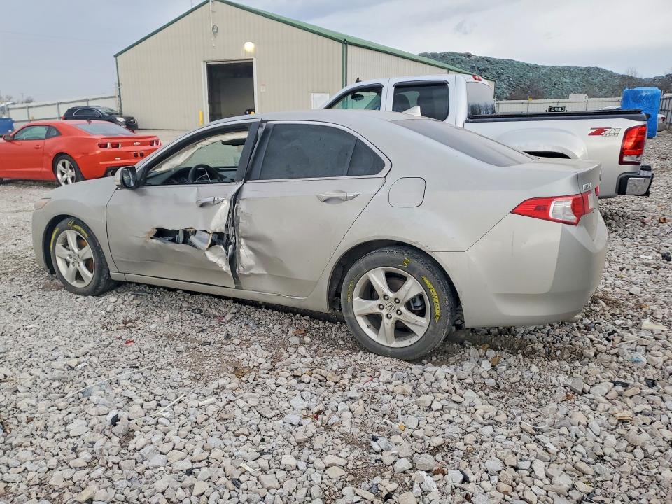 Photo 2 from auction – 2010 ACURA TSX with VIN JH4CU2F67AC018759