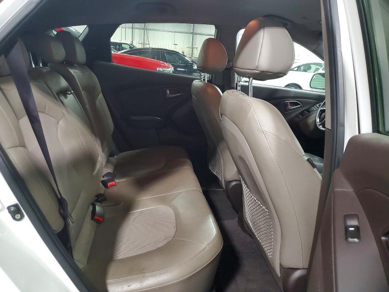 Photo 11 from auction – 2015 HYUNDAI TUCSON with VIN KM8JUCAG3FU059109