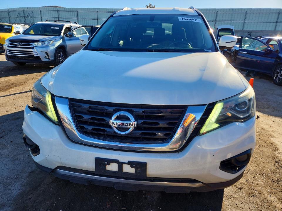 Photo 5 from auction – 2017 NISSAN PATHFINDER with VIN 5N1DR2MN0HC682019