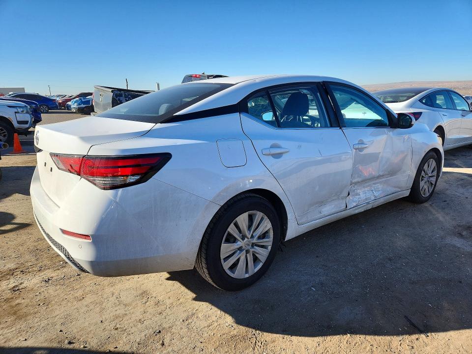 Photo 3 from auction – 2021 NISSAN SENTRA with VIN 3N1AB8BV6MY226662