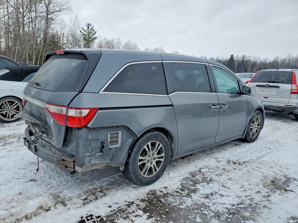 Photo 3 from auction – 2012 HONDA ODYSSEY with VIN 5FNRL5H44CB507170