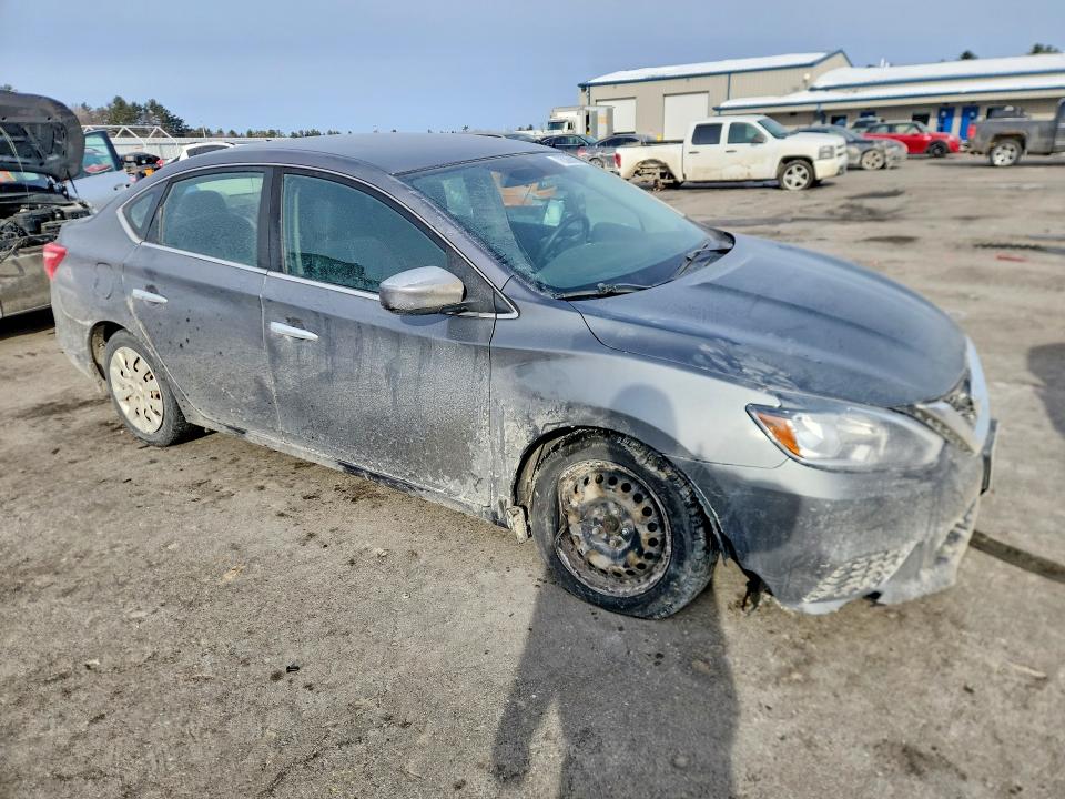 Photo 4 from auction – 2018 NISSAN SENTRA S with VIN 3N1AB7AP3JY304470