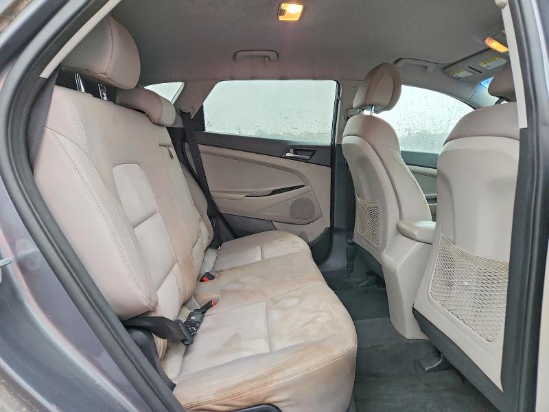Photo 11 from auction – 2016 HYUNDAI TUCSON with VIN KM8J3CA20GU222727
