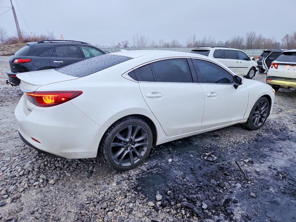 Photo 3 from auction – 2017 MAZDA 6 with VIN JM1GL1W55H1118422