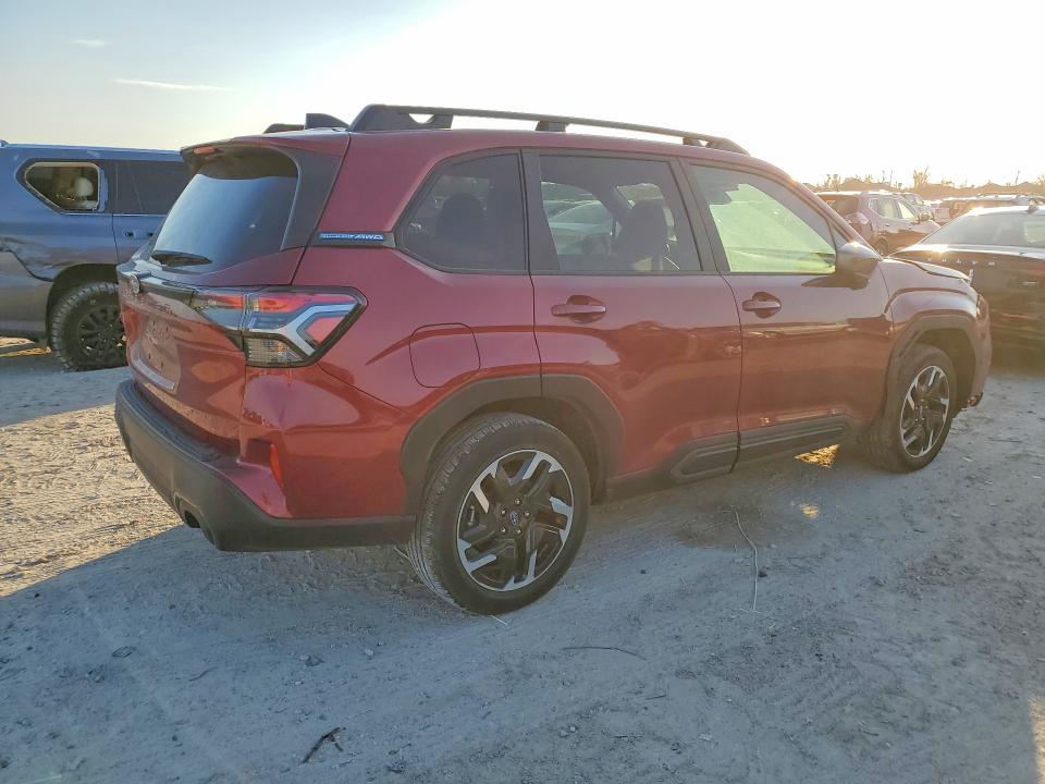 Photo 3 from auction – 2025 SUBARU FORESTER L with VIN JF2SLDNC0SH498832