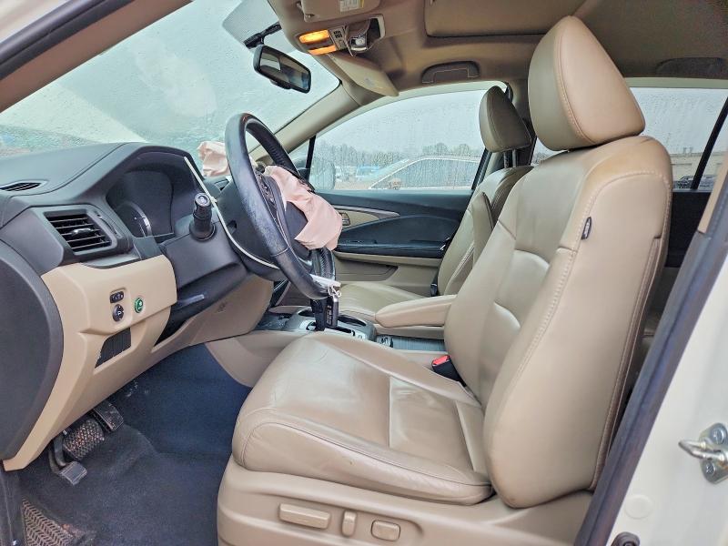 Photo 7 from auction – 2016 HONDA PILOT EXLN with VIN 5FNYF5H70GB012886
